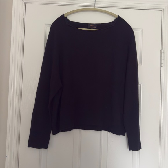 Quince Cashmere Black Crew Neck Sweater, Large, Like-New. - Picture 2 of 6